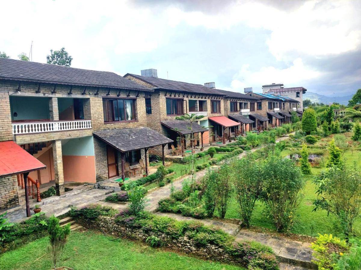 Himalayan Deurali Resort Pokhara Exteriör bild