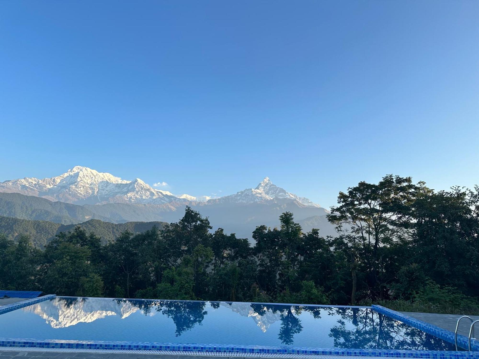 Himalayan Deurali Resort Pokhara Exteriör bild