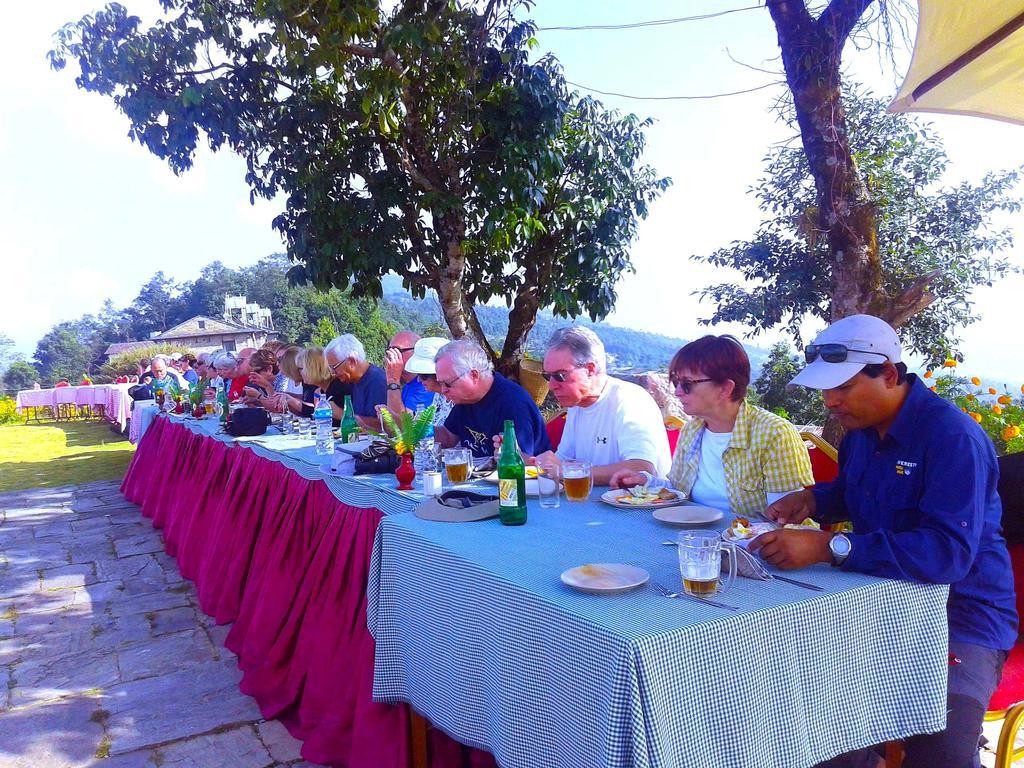 Himalayan Deurali Resort Pokhara Exteriör bild