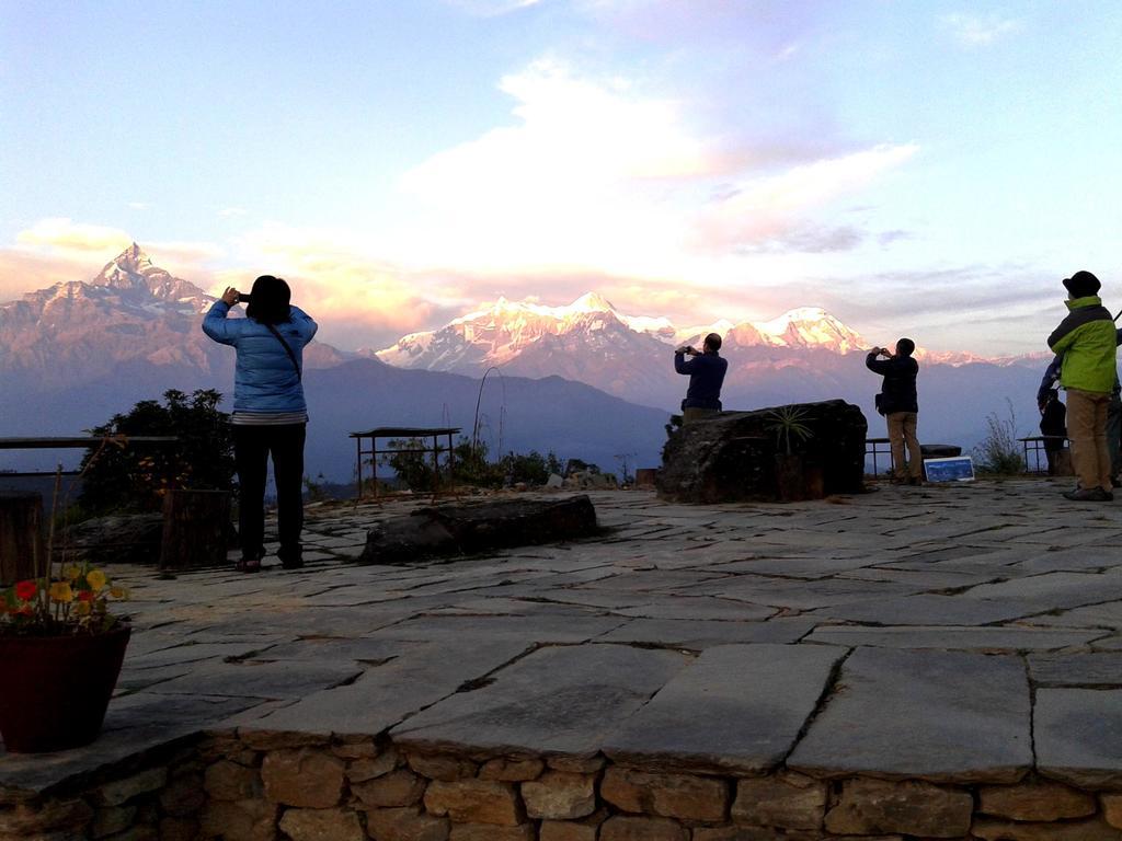 Himalayan Deurali Resort Pokhara Exteriör bild